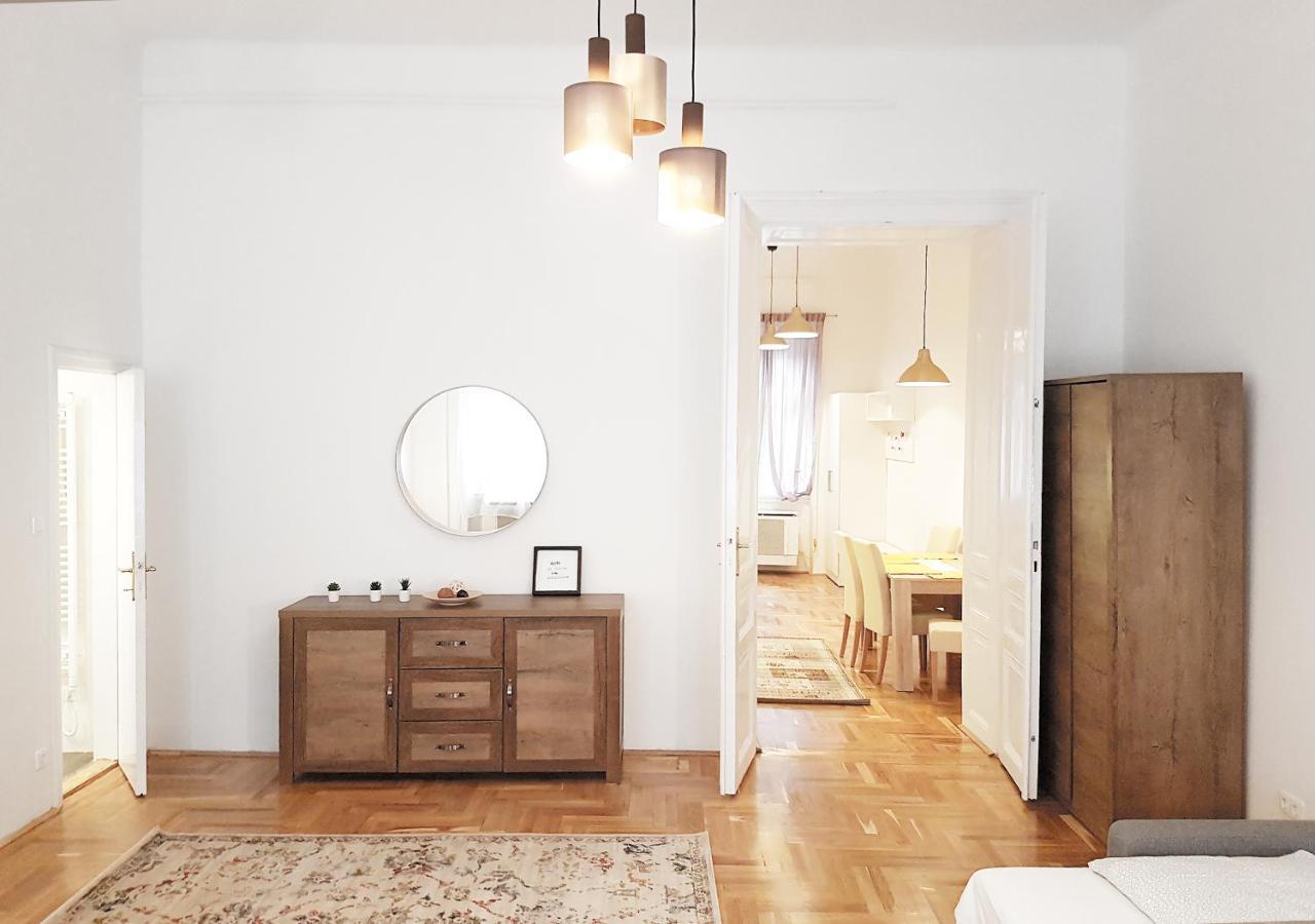Apartmán Luxury New Cozy Flat At Dob Street Nearby Gozsdu Court Budapešť Exteriér fotografie