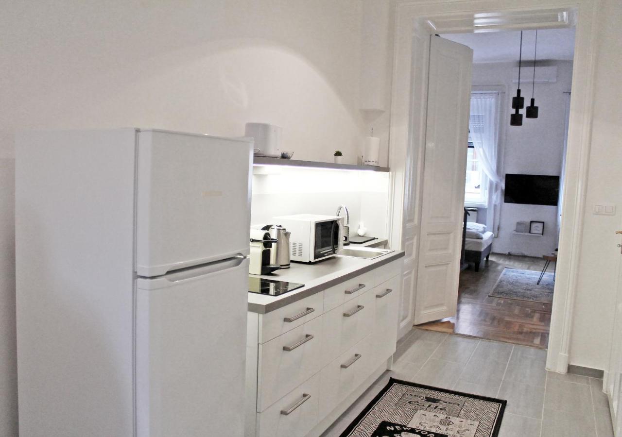 Apartmán Luxury New Cozy Flat At Dob Street Nearby Gozsdu Court Budapešť Exteriér fotografie