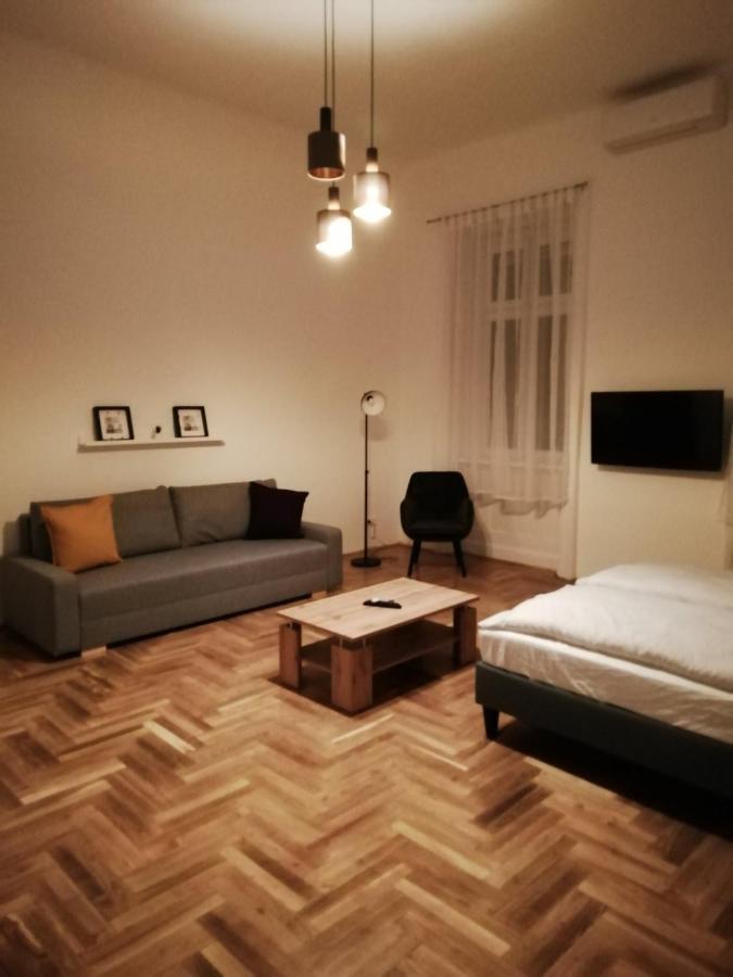 Apartmán Luxury New Cozy Flat At Dob Street Nearby Gozsdu Court Budapešť Exteriér fotografie